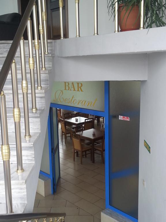 Bahçallëk Hotel Ambasador מראה חיצוני תמונה